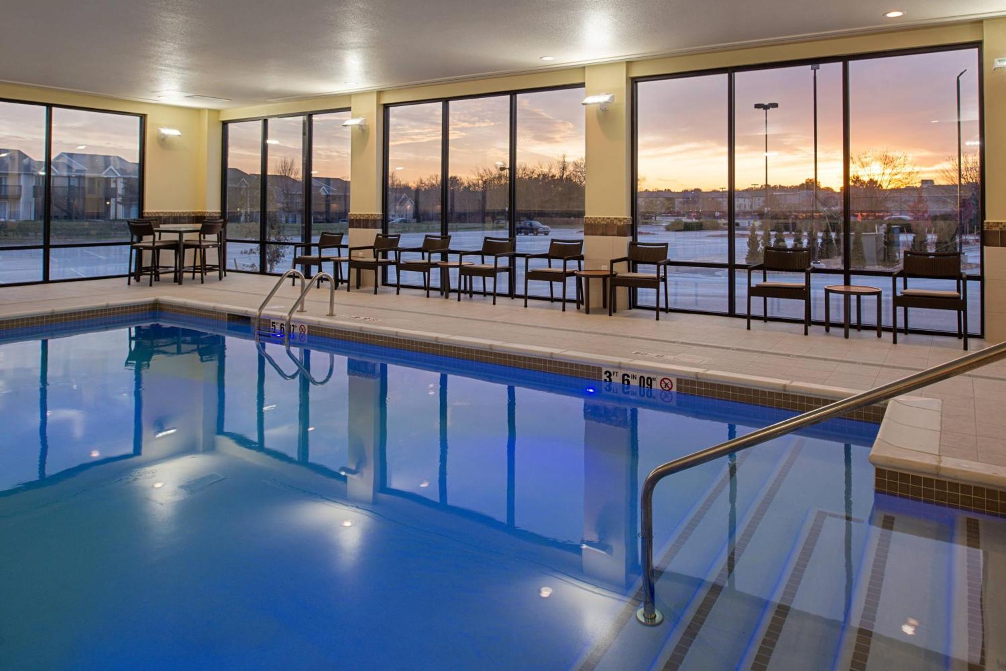 Courtyard Kansas City Olathe Εξωτερικό φωτογραφία